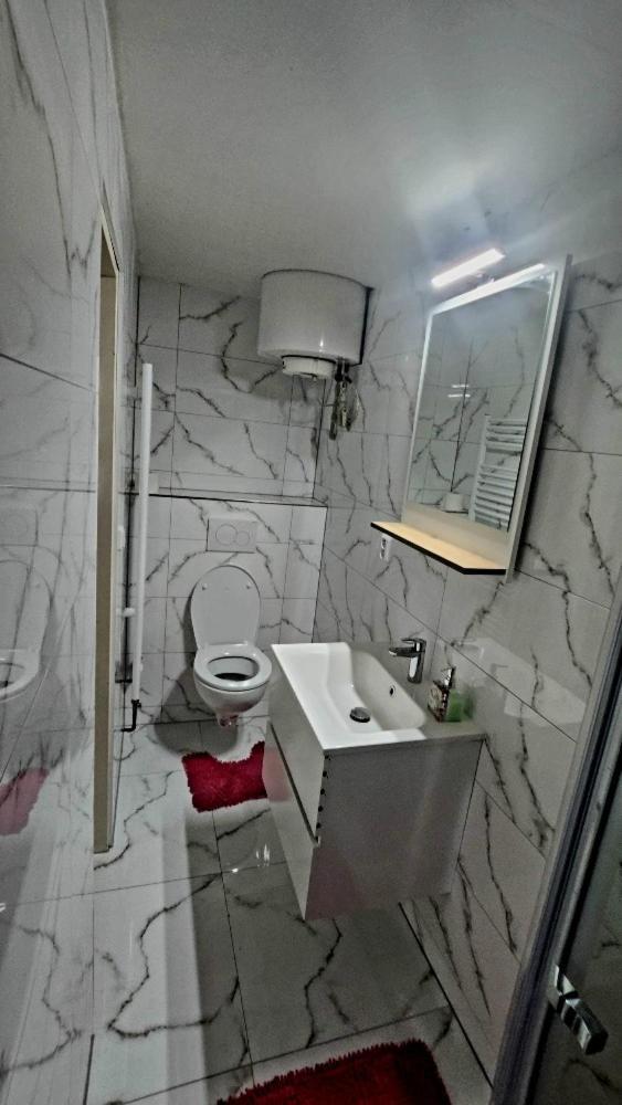 Apartmany Liska Mlade Buky Ngoại thất bức ảnh
