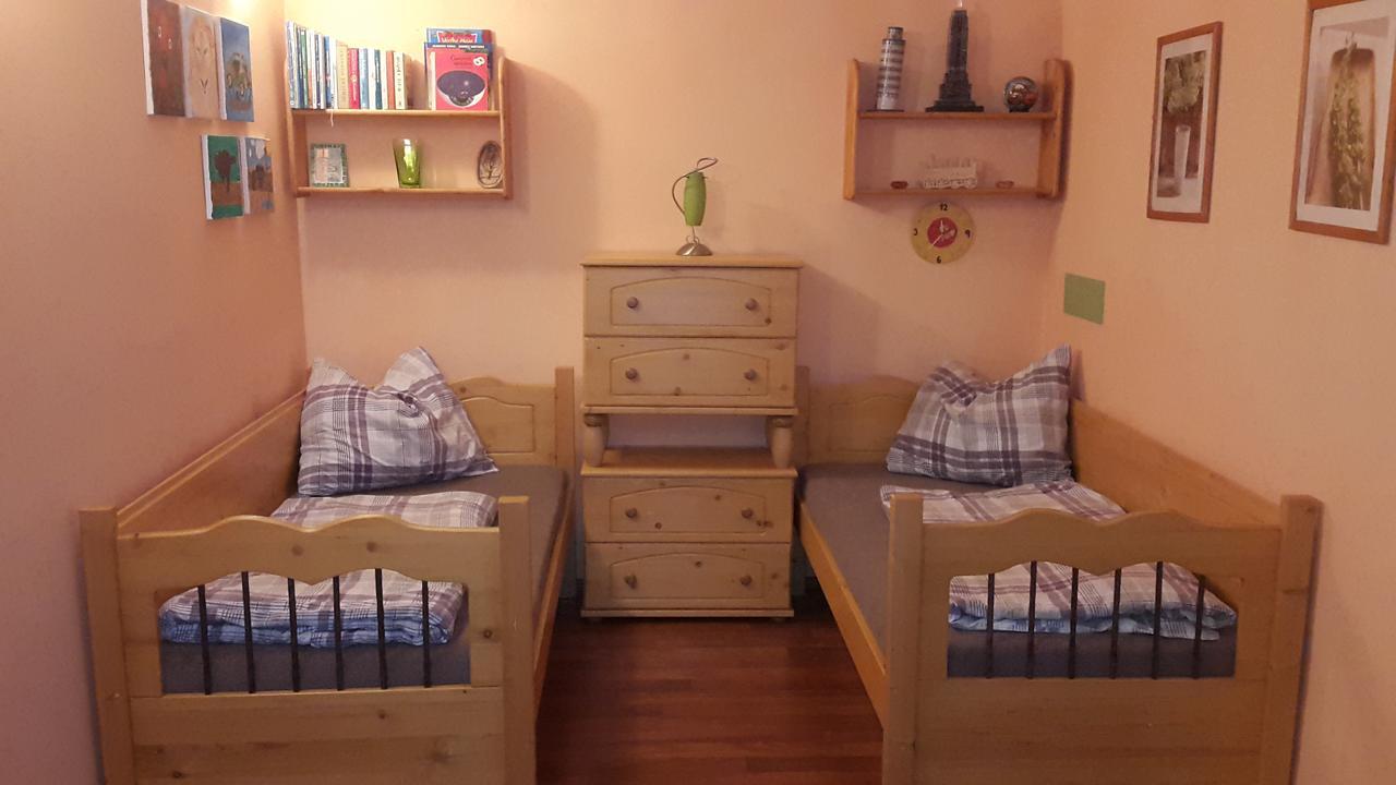 Apartmany Liska Mlade Buky Ngoại thất bức ảnh